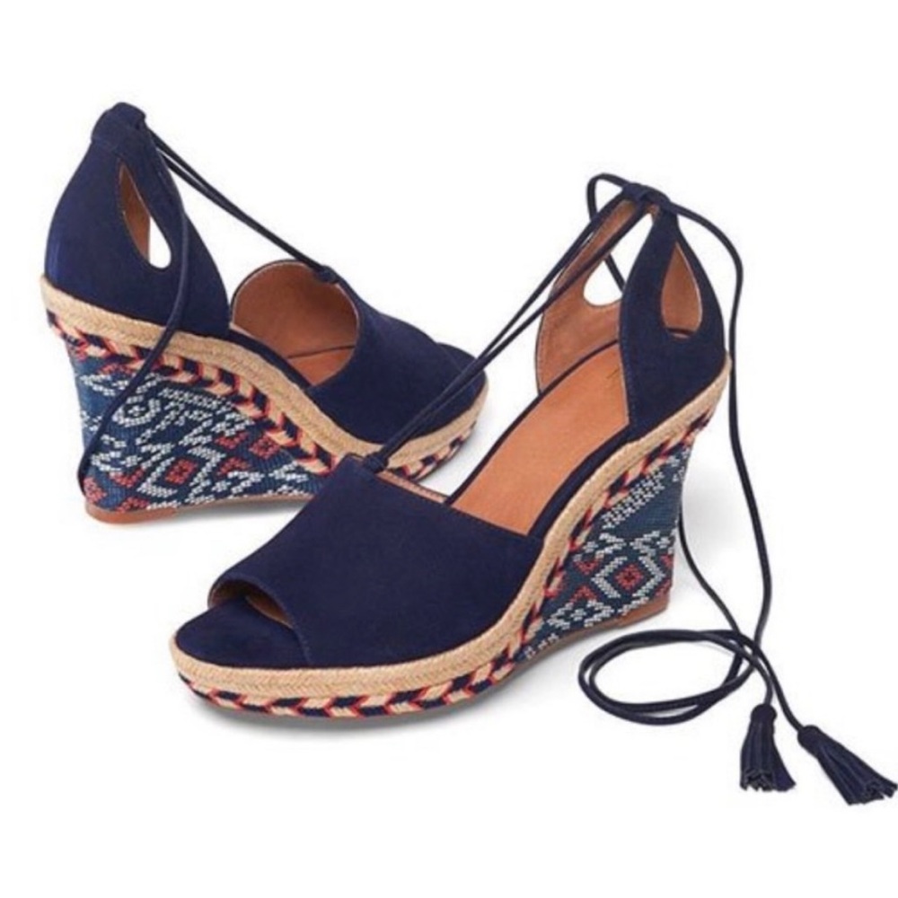 Cabi Isla Suede Beaded Wedge Espadrille Sandals Size 6 Shoes Navy Blue.  NWOT.